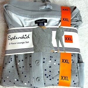 Splendid 2 Piece Pajama Set Loungewear gray pika heart  Joggers Crew. SZ XXL.NWT
